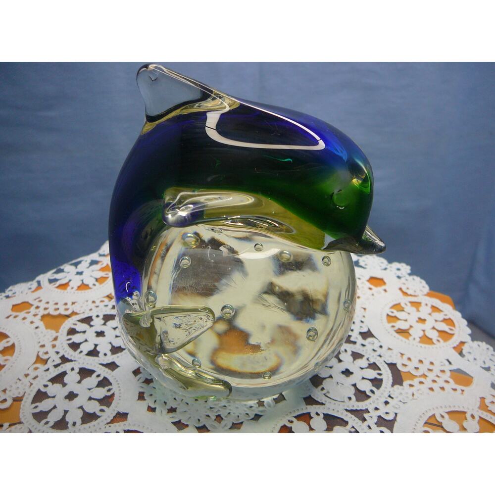 Art Glass Dolphin Blue to Green to Clear Controlled Bubbles Paperweight